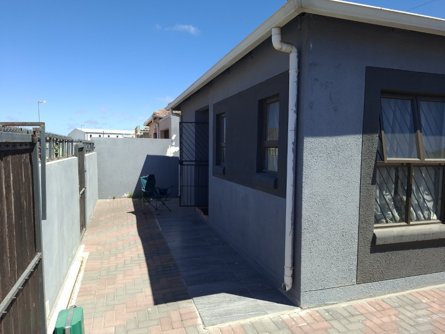 3 Bedroom Property for Sale in Delft South Western Cape